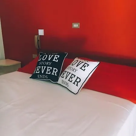 Altro Hotel 3*